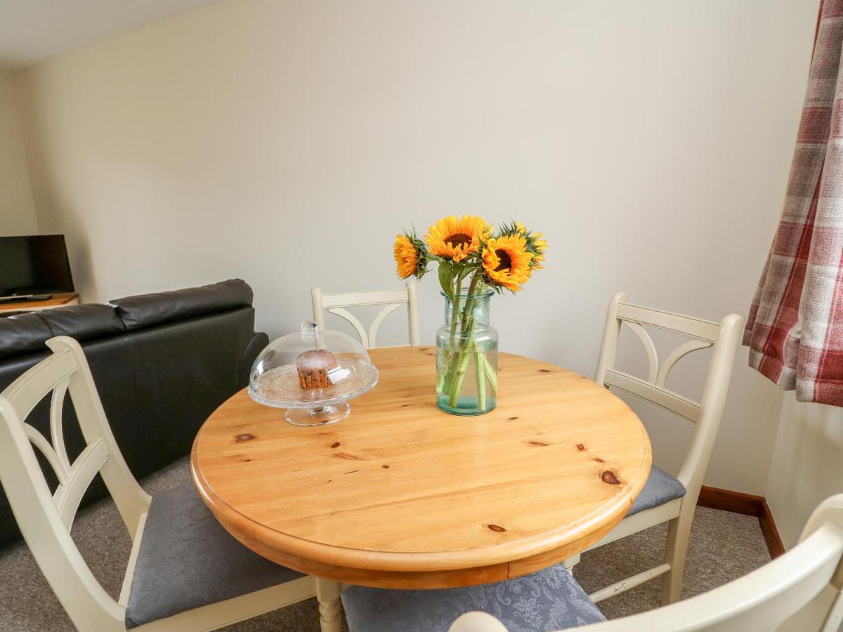 Red Kite Cottage 랜드린도드웰스 외부 사진